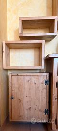 Mobiletto in legno con anta + 2 mensole abbinate