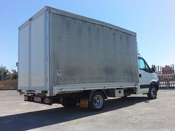 IVECO DAILY 35C15 3.0 HPI CENTINATO PORTE DIETRO