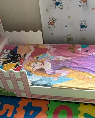 Lettino per bambina
