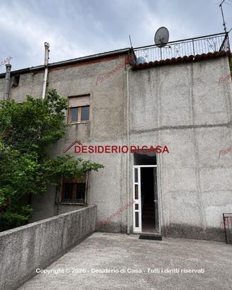 Casa, Sant'Angelo di Brolo.