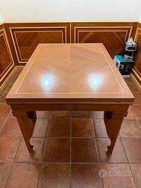 Tavolo in legno allungabile