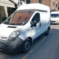 Nissan primastar 2.5 diesel