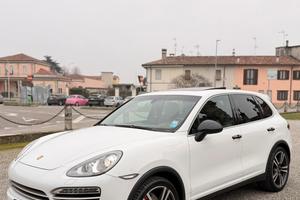 Cayenne platinum edition