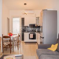 VILLETTA A SCHIERA CON GIARDINO A DUE PASSI DAL MA