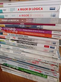 libri di testo scolastici per scuola media Medie 
