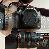 Fotocamera Canon EOS 5D Mark III - full kit