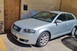 Audi a3 incidentato