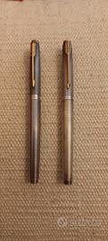 Coppia Penne stilografiche Parker