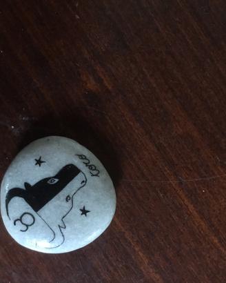 Pietra con segno zodiacale toro