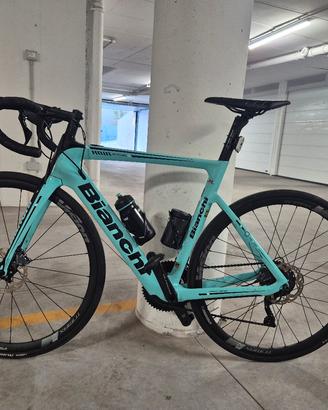 Bianchi Aria E road