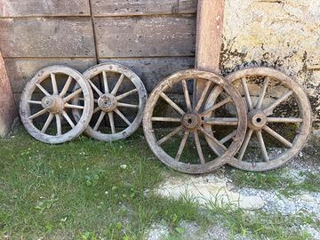 Ruote carro antico in legno