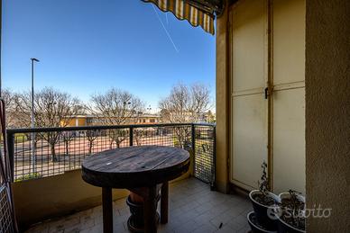 BILOCALE CON BALCONE VIVIBILE