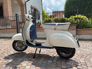 Sella Vespa special 50 più copriruota