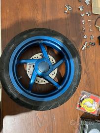 cerchio posteriore aprila sr