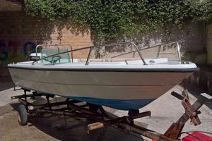 BARCA MOTORE JOHNSON 25 CV 2T