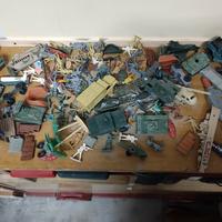 soldatini giocattolo