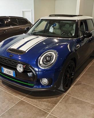 MINI Mini Clubman (F54) Mini 2.0 Cooper D Busi...