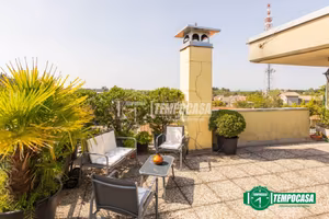 DUPLEX CON LASTRICO SOLARE!