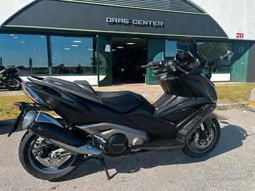 Kymco AK 550