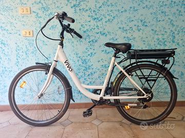 bici pedalata assistita