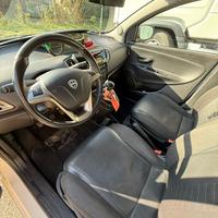 Lancia ypsilon 1.3 mtj 95 cv