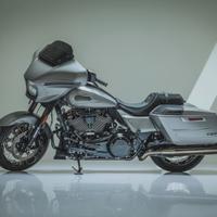 Harley Davidson Street Glide CVO 121
