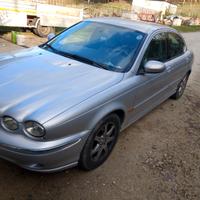 Jaguar X-Type V6 GPL – Manuale  Bollo Ridotto 2002