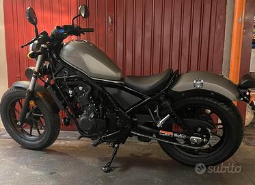 Honda rebel