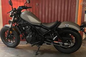 Honda rebel