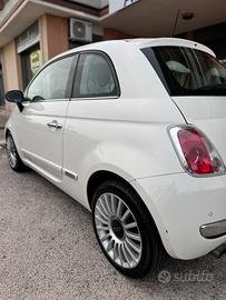 Auto Fiat 500