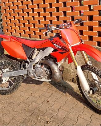 honda cr 250 2005 