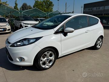 Ford Fiesta 1.2 benzina neo-patent