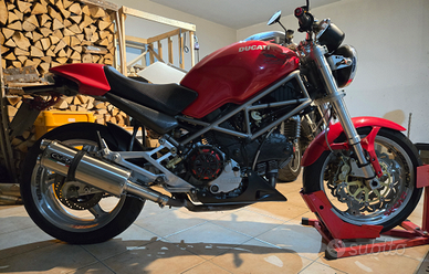 Ducati monster 900s