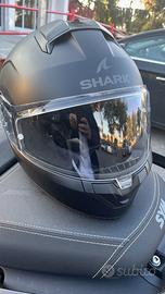 Casco SHARK RIDILL 2