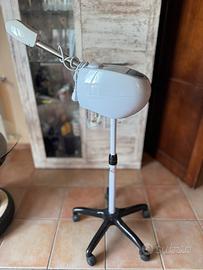 Lettino estetista, vaporizzatore viso e aspiratore