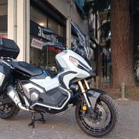 Honda X-ADV 750 TRAVEL EDITION