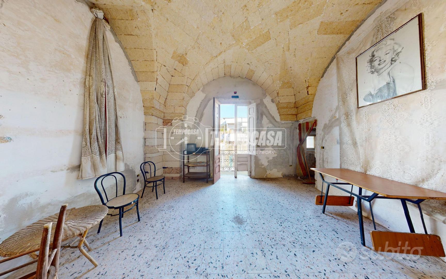 BILOCALE CON TERRAZZO A TREPUZZI - Vista 5