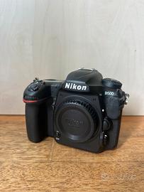 Nikon D500 - 35629 scatti