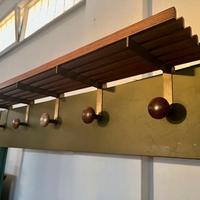 Appendiabiti cappelliera stile nordico