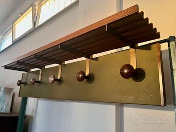 Appendiabiti cappelliera stile nordico