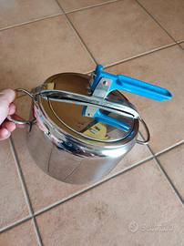 Pentola a pressione marca Eternum