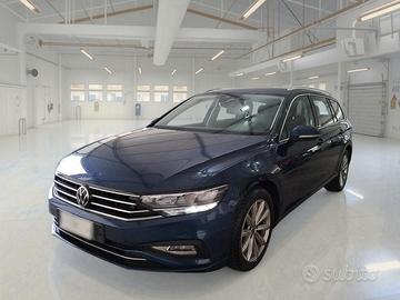 VOLKSWAGEN PASSAT VARIANT 2.0TDI SCR EVO 110KW BUS