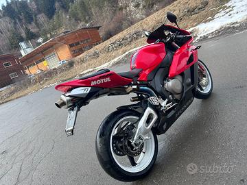 HONDA CBR1000rr