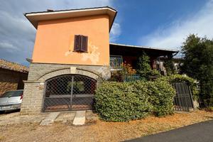 VILLA SINGOLA A BLERA