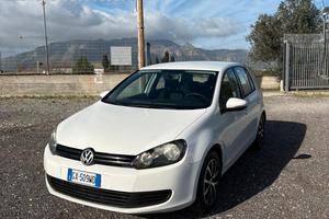 Volkswagen Golf Business 1.6 TDI 5p. Highline