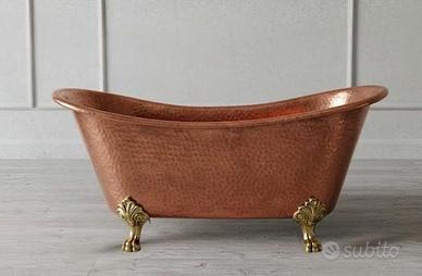 Vasca da bagno in piedi in rame vintage