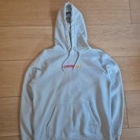 felpa di spongebob di  H&M