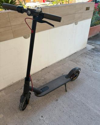 Monopattino elettrico | Xiaomi Mi M365