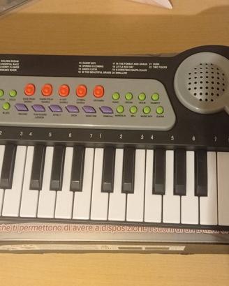 Pianola tastiera scuole medie