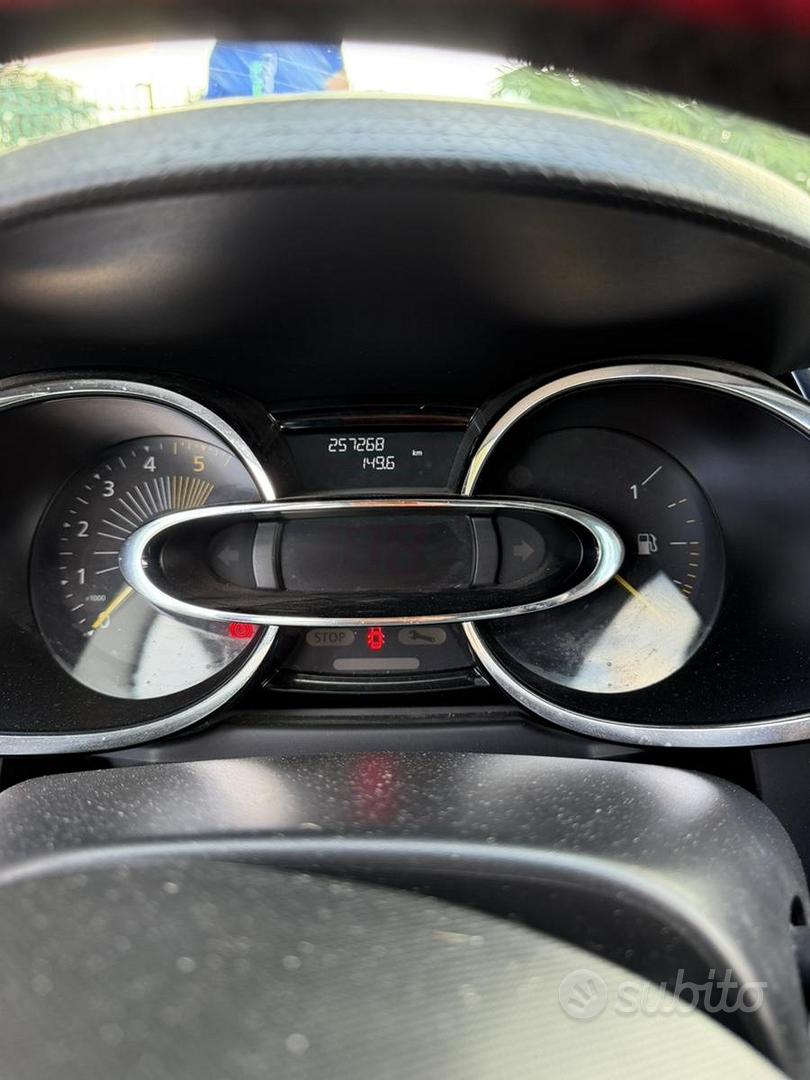Renault Clio 2014 photo 5